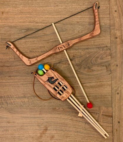Personalized Wooden Bow and Arrow Set With Quiver