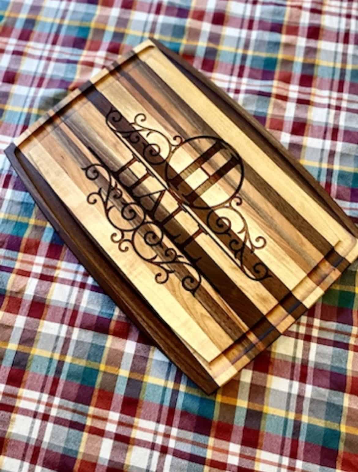 Personalized Cutting Board | Monogram Design | Wedding & Anniversary Gift | Housewarming | Closing Present